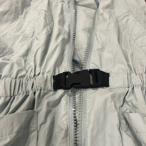 🔥 Zara raincoat - Picture 3 of 4